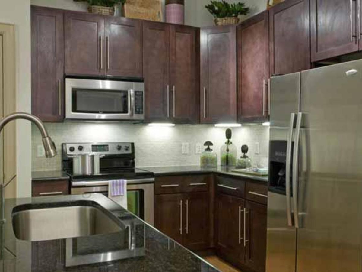 Gorgeous Furnished Near Texas Medical Center & Nrg Stadium Houston